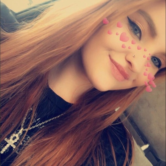 Meet your Posher, Paige - Picture 1 of 1